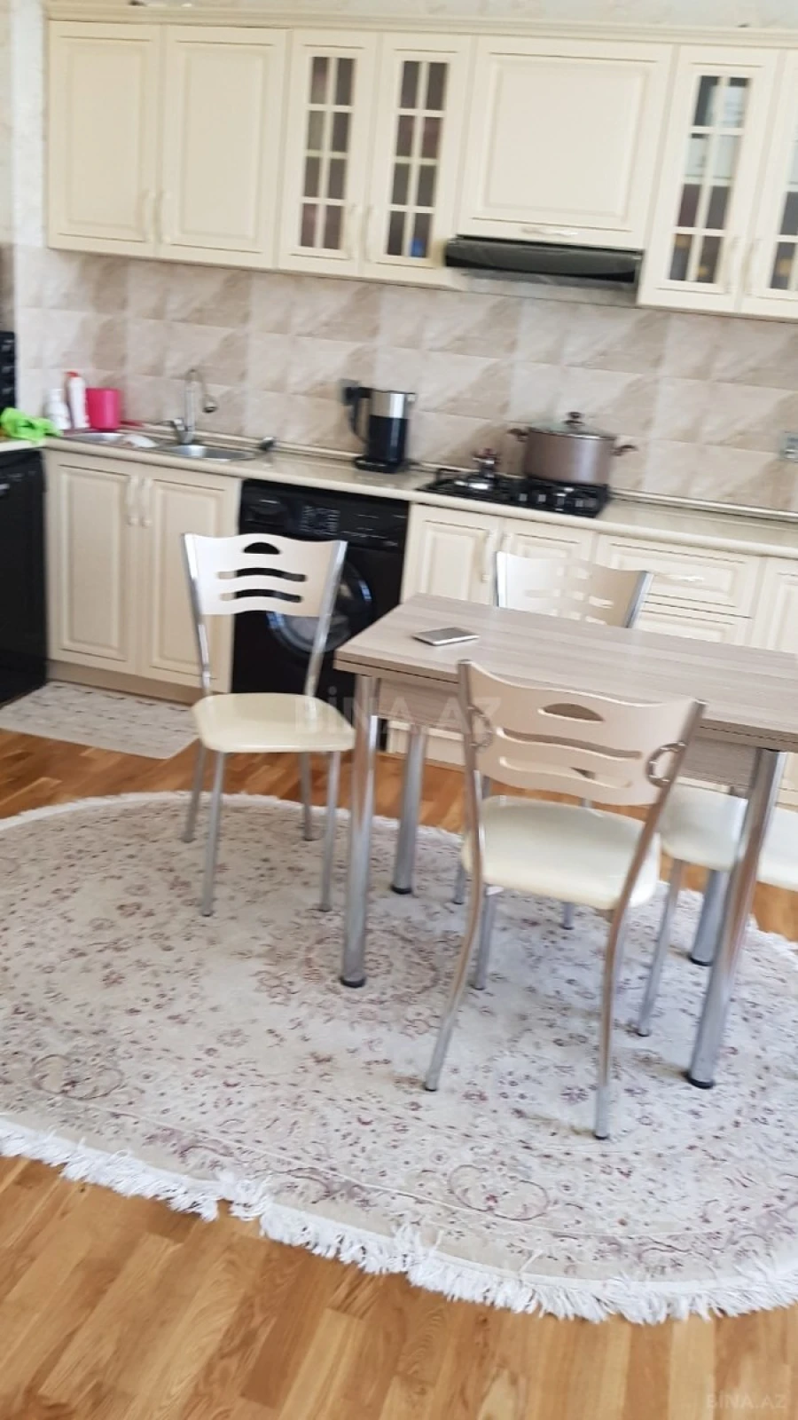 Kirayə verilir 3 otaqlı mənzil 75 m²