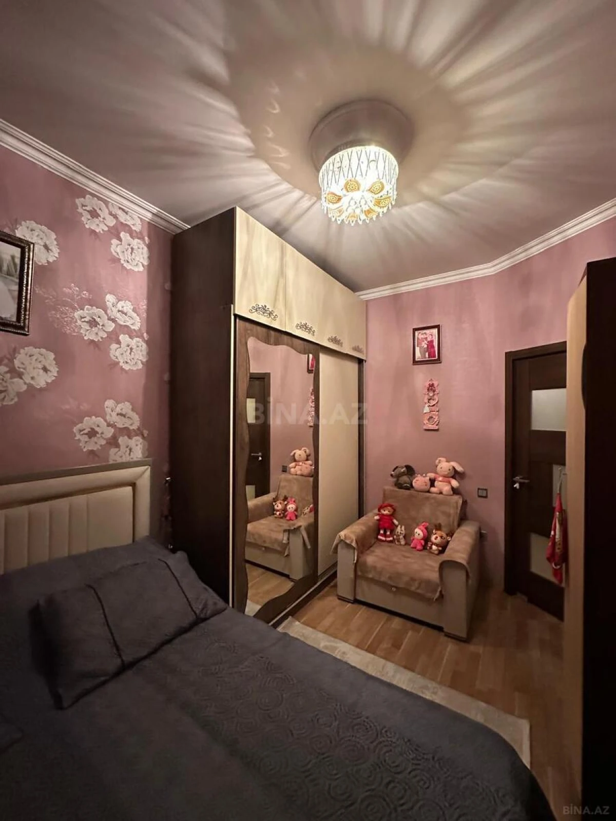 Satılır 2 otaqlı mənzil 60 m²