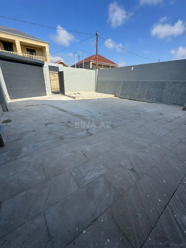 Satılır 4 otaqlı həyət evi 250 m²