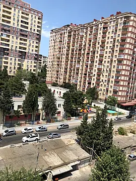 Satılır 3 otaqlı mənzil 63 m²
