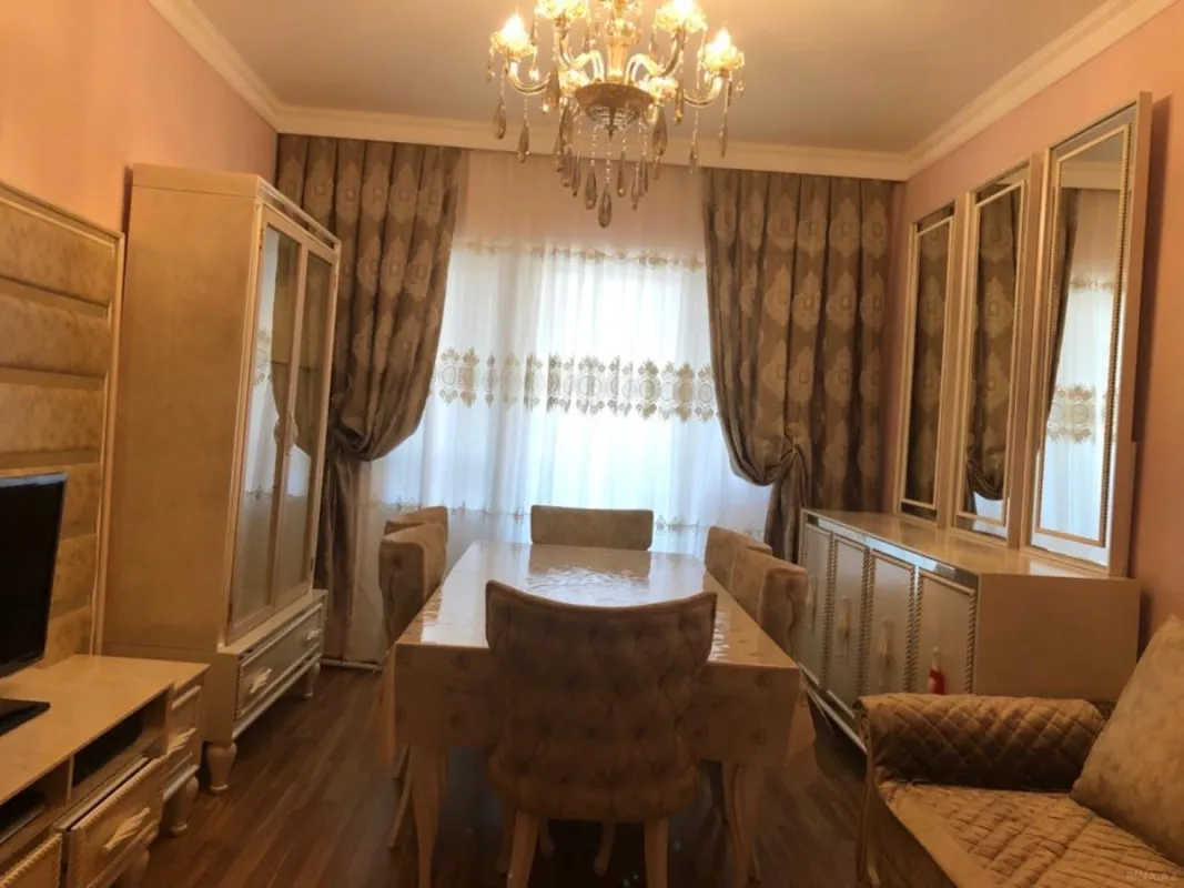 Satılır 3 otaqlı mənzil 63 m²