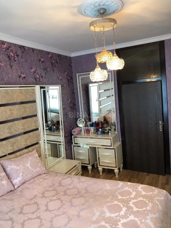 Satılır 3 otaqlı mənzil 63 m²
