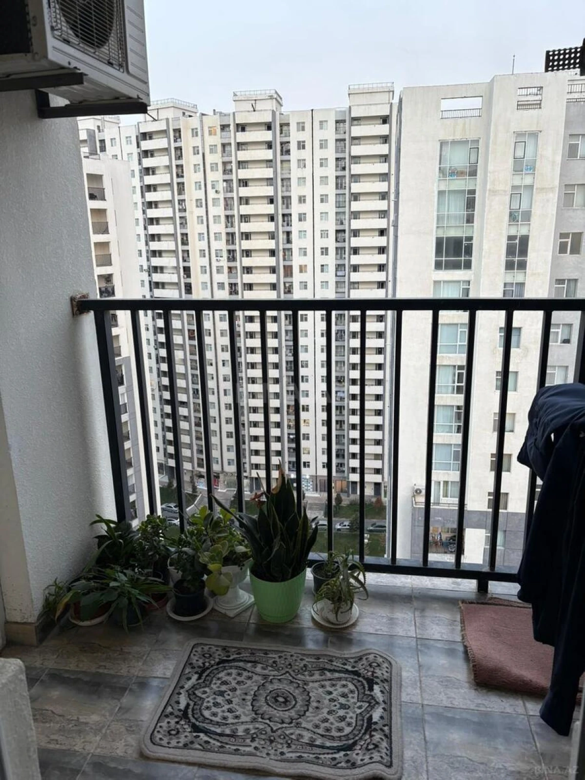 Kirayə verilir 4 otaqlı mənzil 130 m²