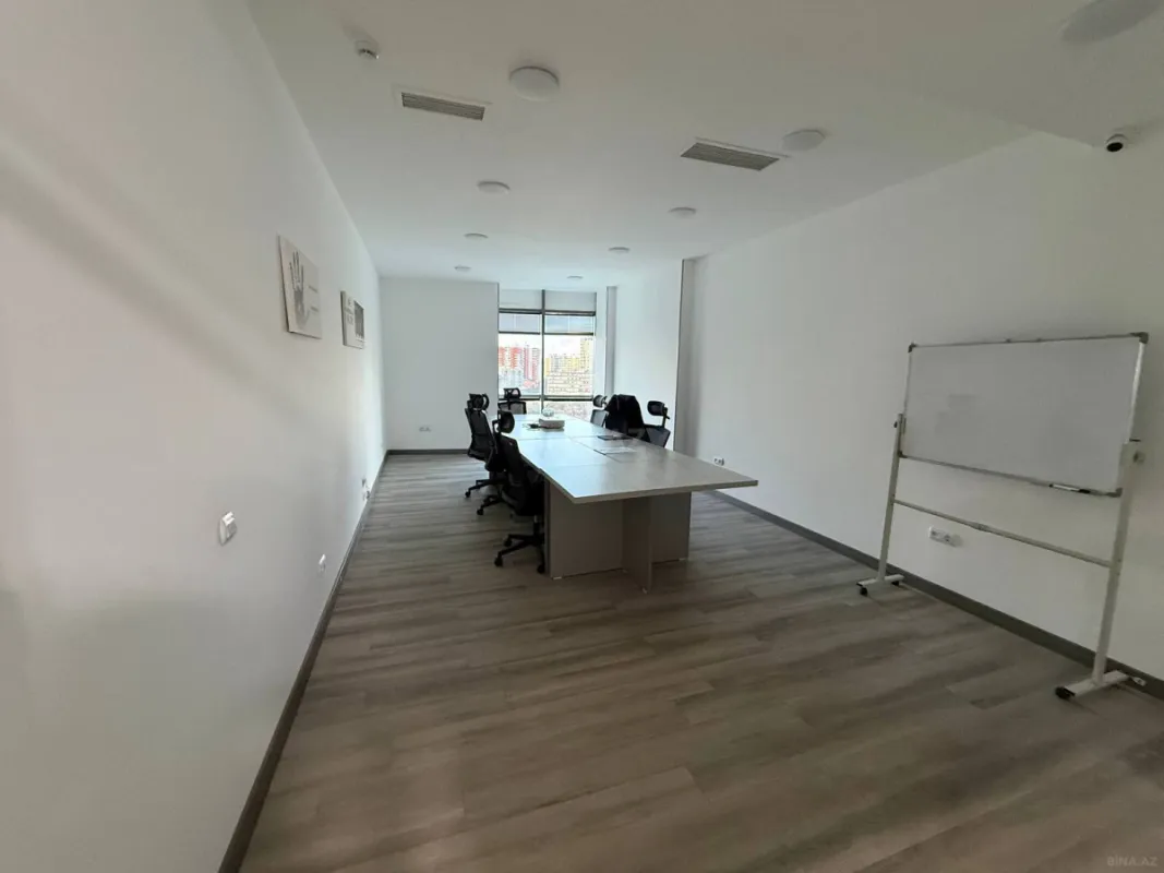 Kirayə verilir 6 otaqlı ofis 252 m²