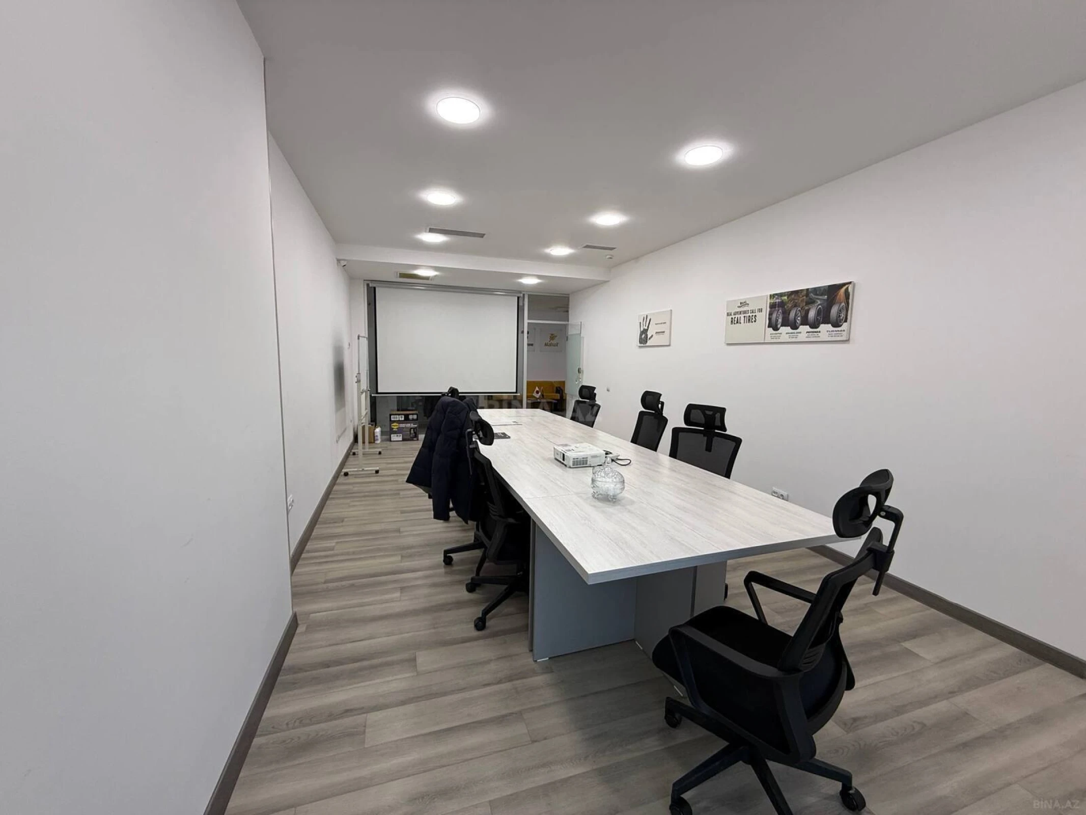 Kirayə verilir 6 otaqlı ofis 252 m²