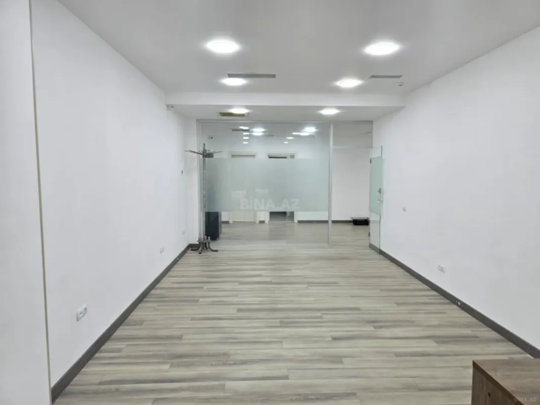 Kirayə verilir 6 otaqlı ofis 252 m²