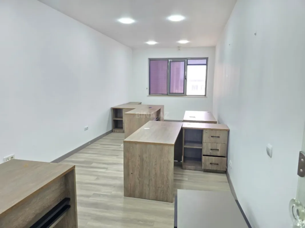 Kirayə verilir 6 otaqlı ofis 252 m²