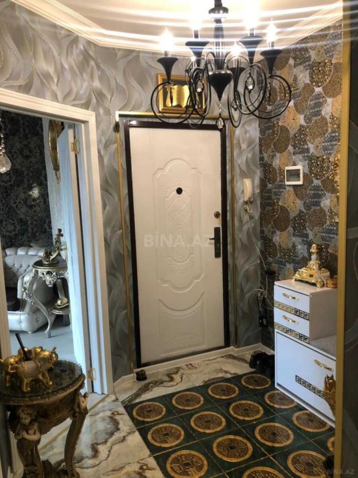 Satılır 2 otaqlı mənzil 52 m²