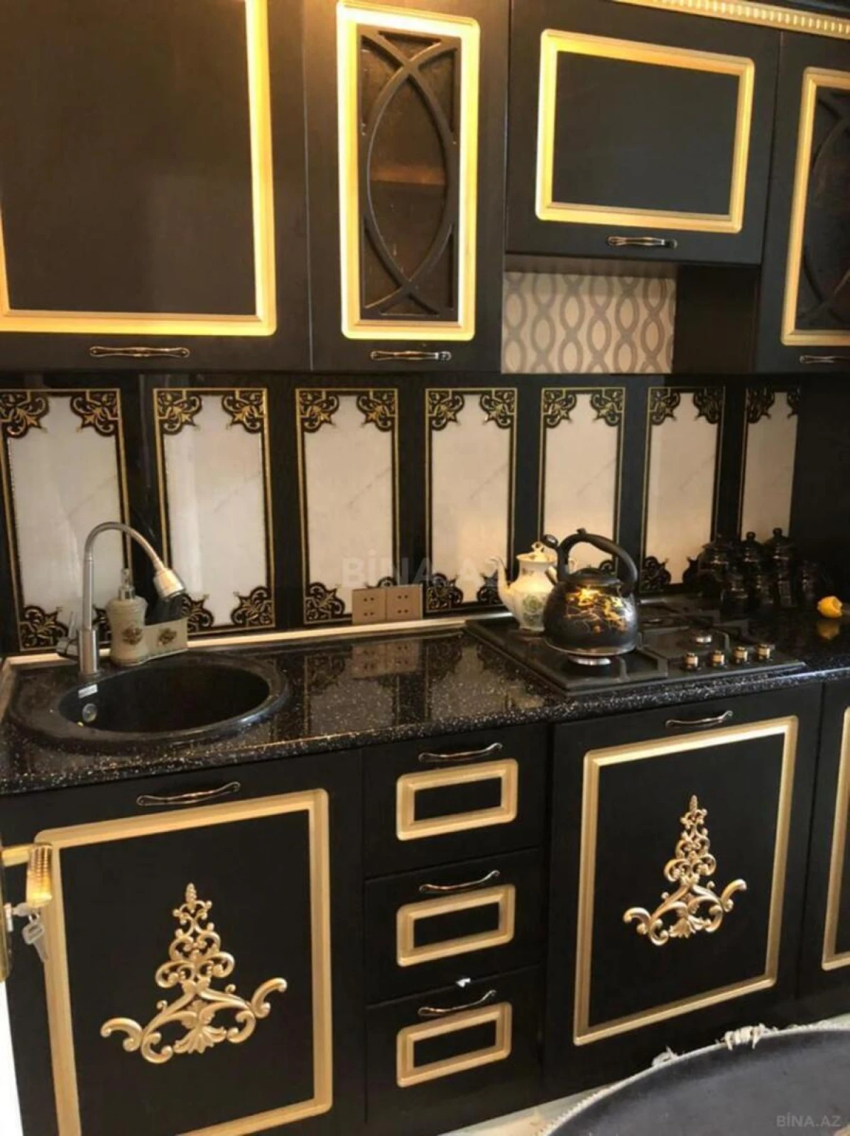 Satılır 2 otaqlı mənzil 52 m²