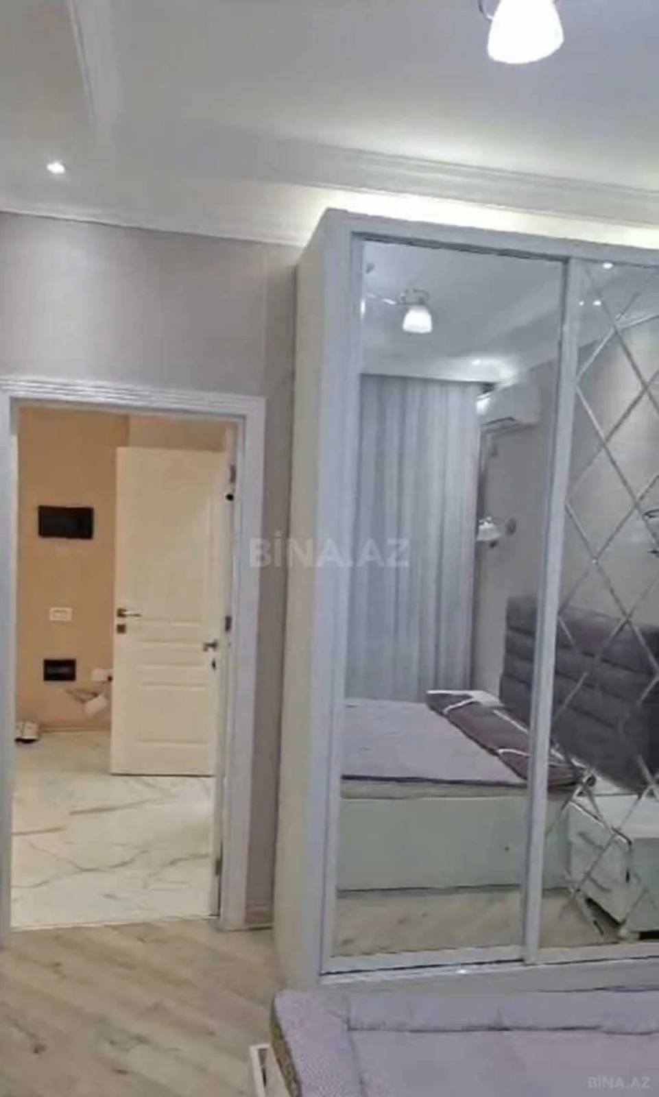 Kirayə verilir 2 otaqlı mənzil 65 m²