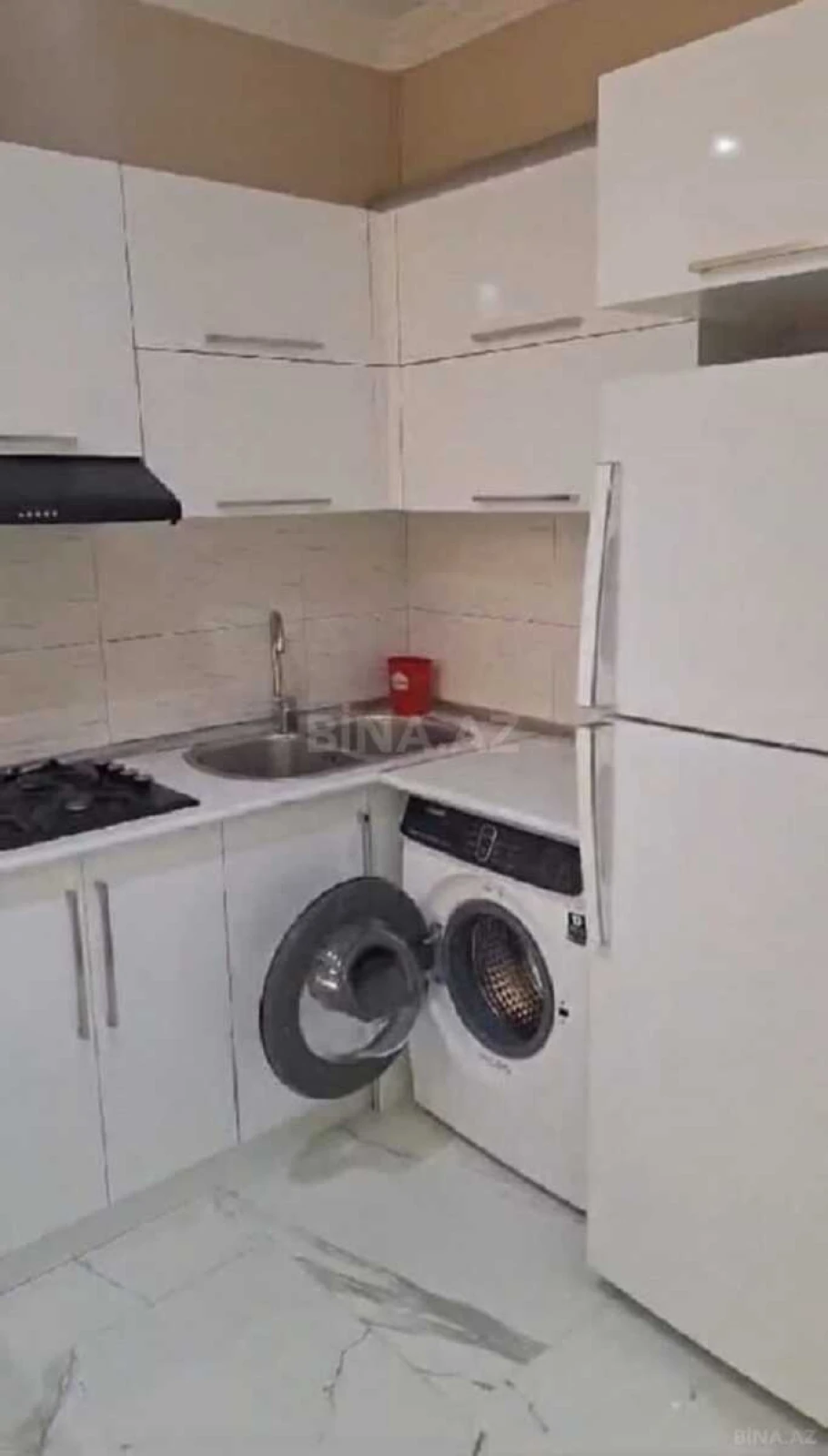 Kirayə verilir 2 otaqlı mənzil 65 m²