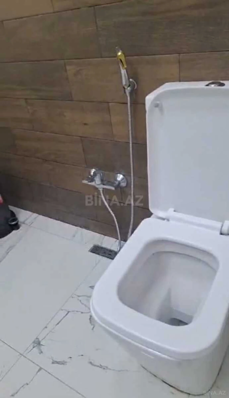 Kirayə verilir 2 otaqlı mənzil 65 m²