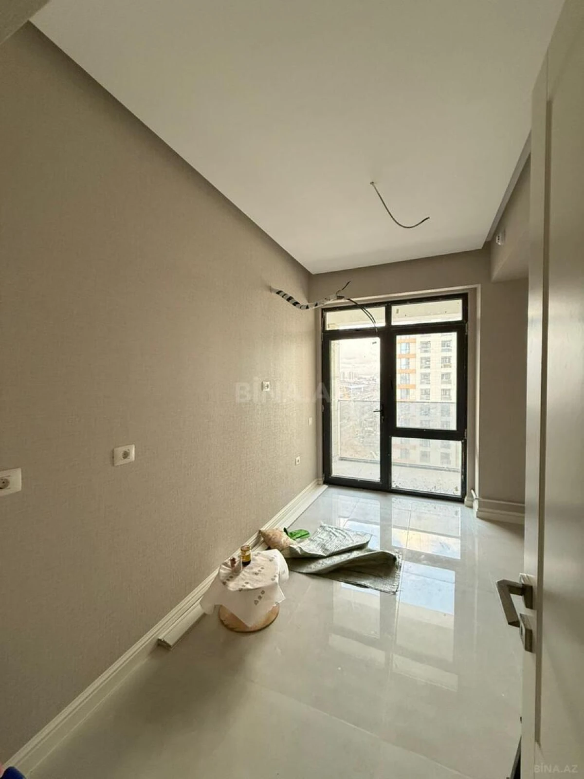 Satılır 3 otaqlı mənzil 84.3 m²