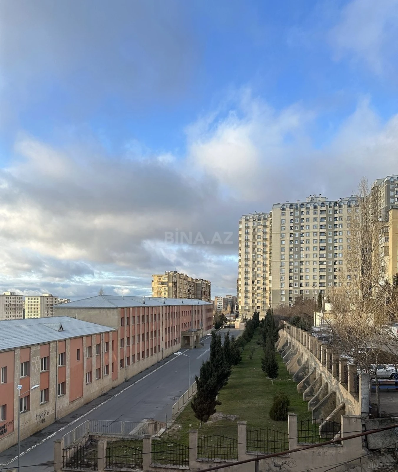 Satılır 2 otaqlı mənzil 55 m²