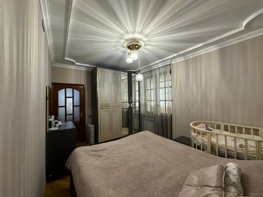 Satılır 2 otaqlı mənzil 55 m²