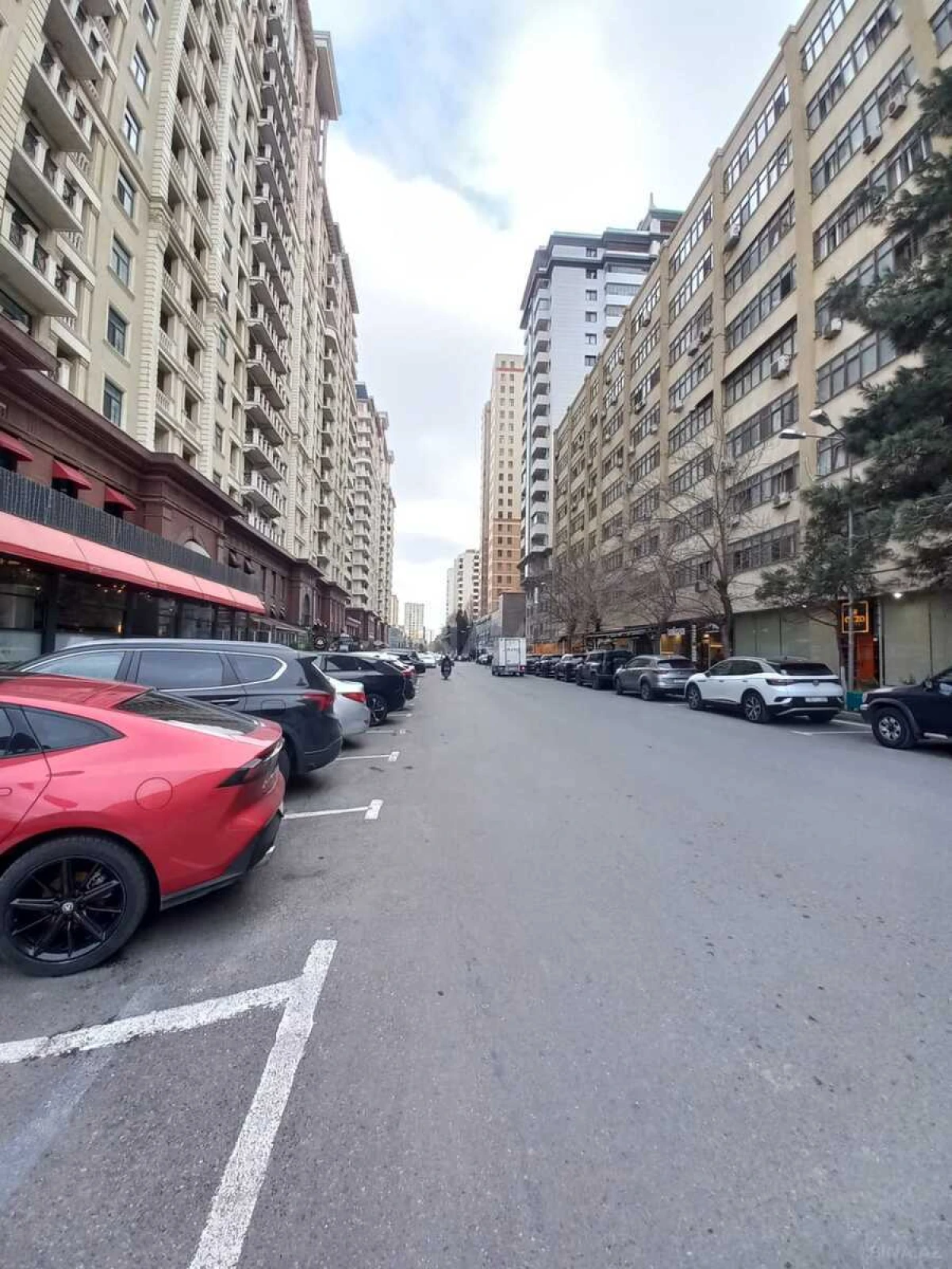 Satılır 3 otaqlı mənzil 75 m²