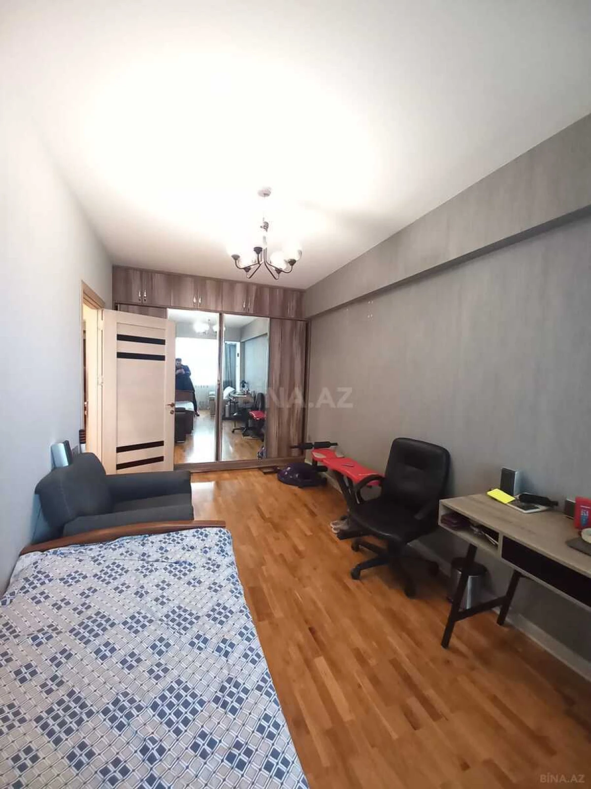 Satılır 3 otaqlı mənzil 75 m²