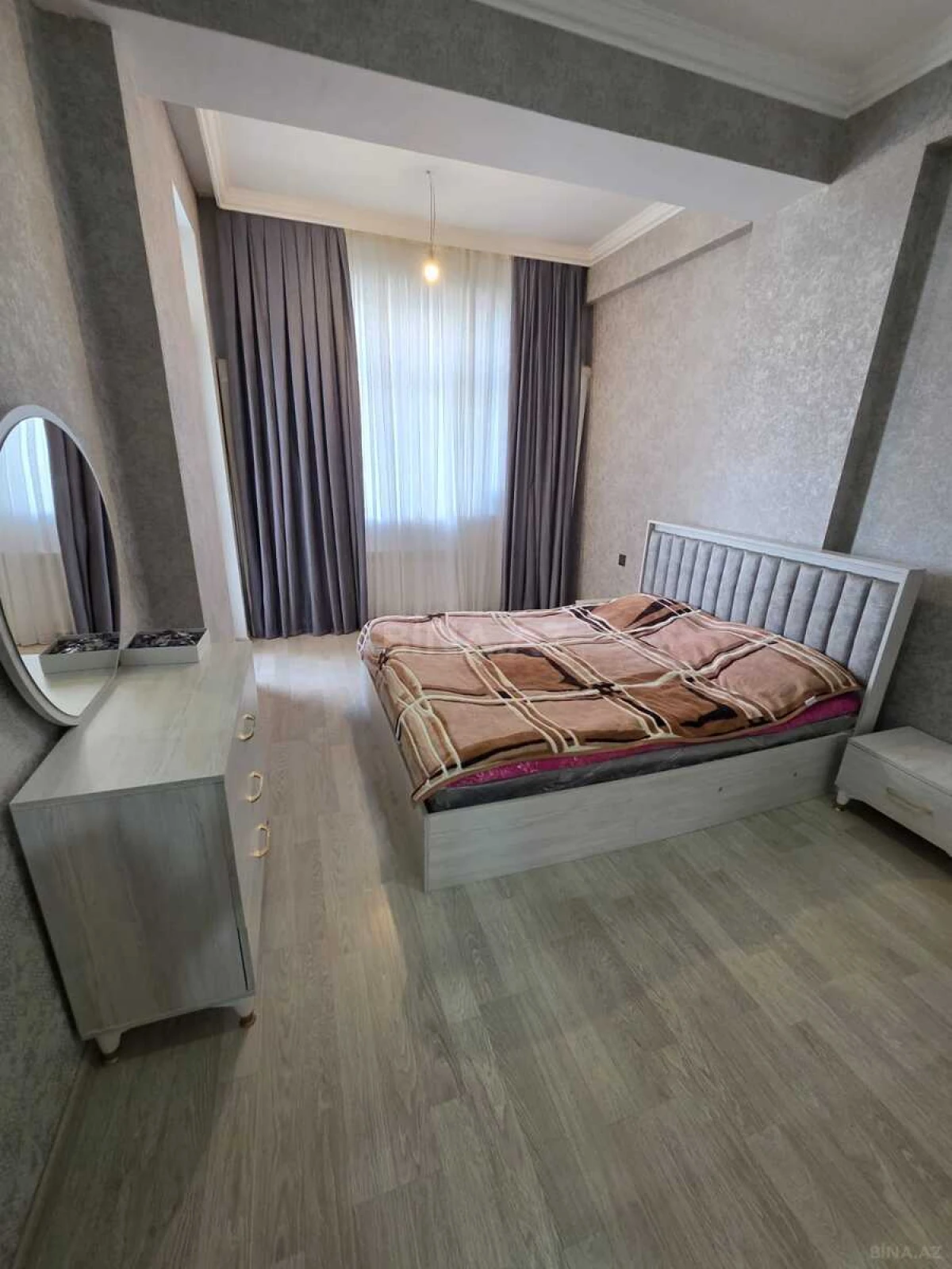 Kirayə verilir 2 otaqlı mənzil 78 m²