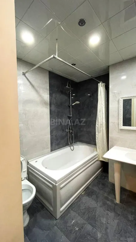 Kirayə verilir 2 otaqlı mənzil 70 m²