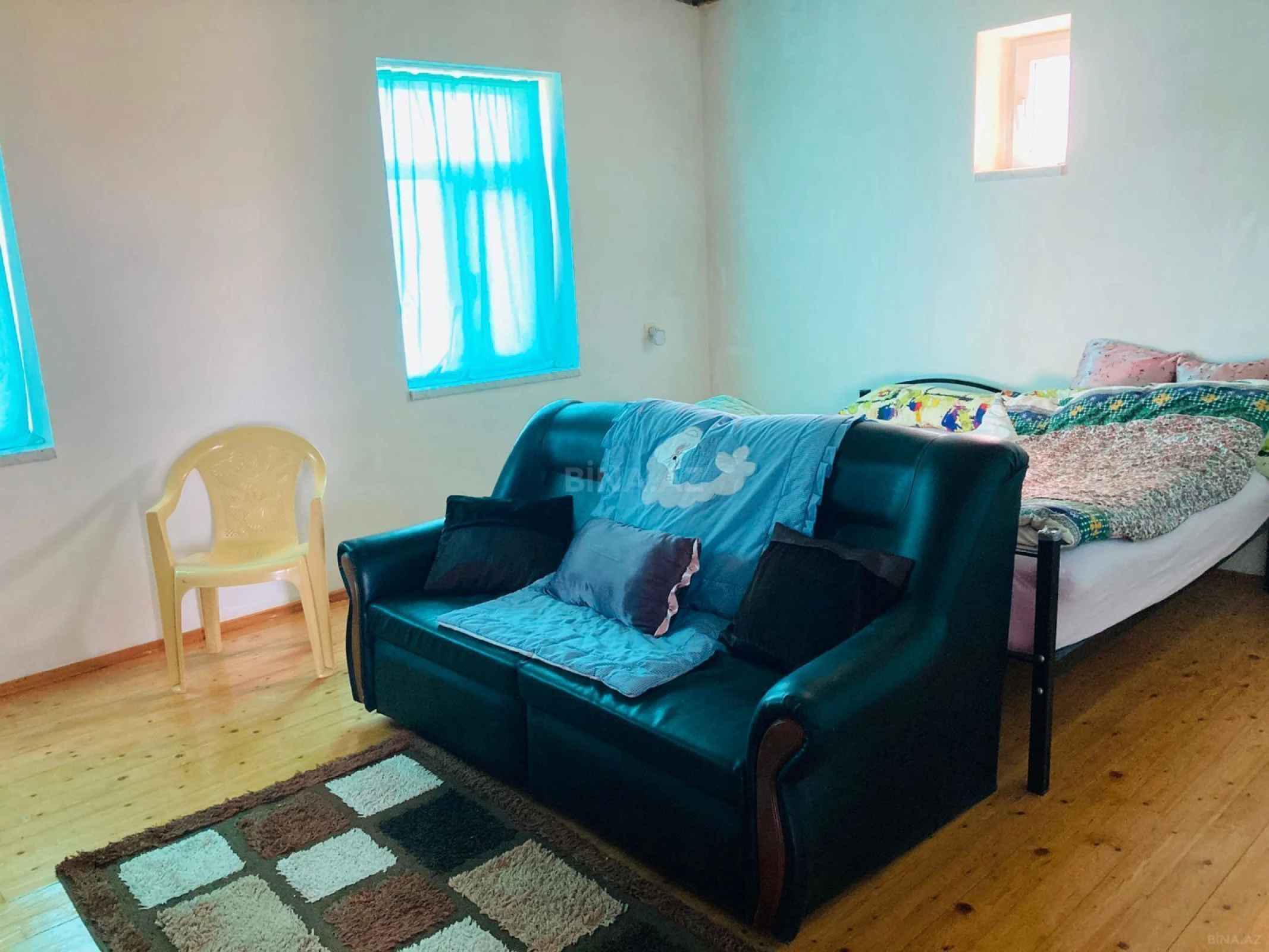 Satılır 6 otaqlı həyət evi 270 m²