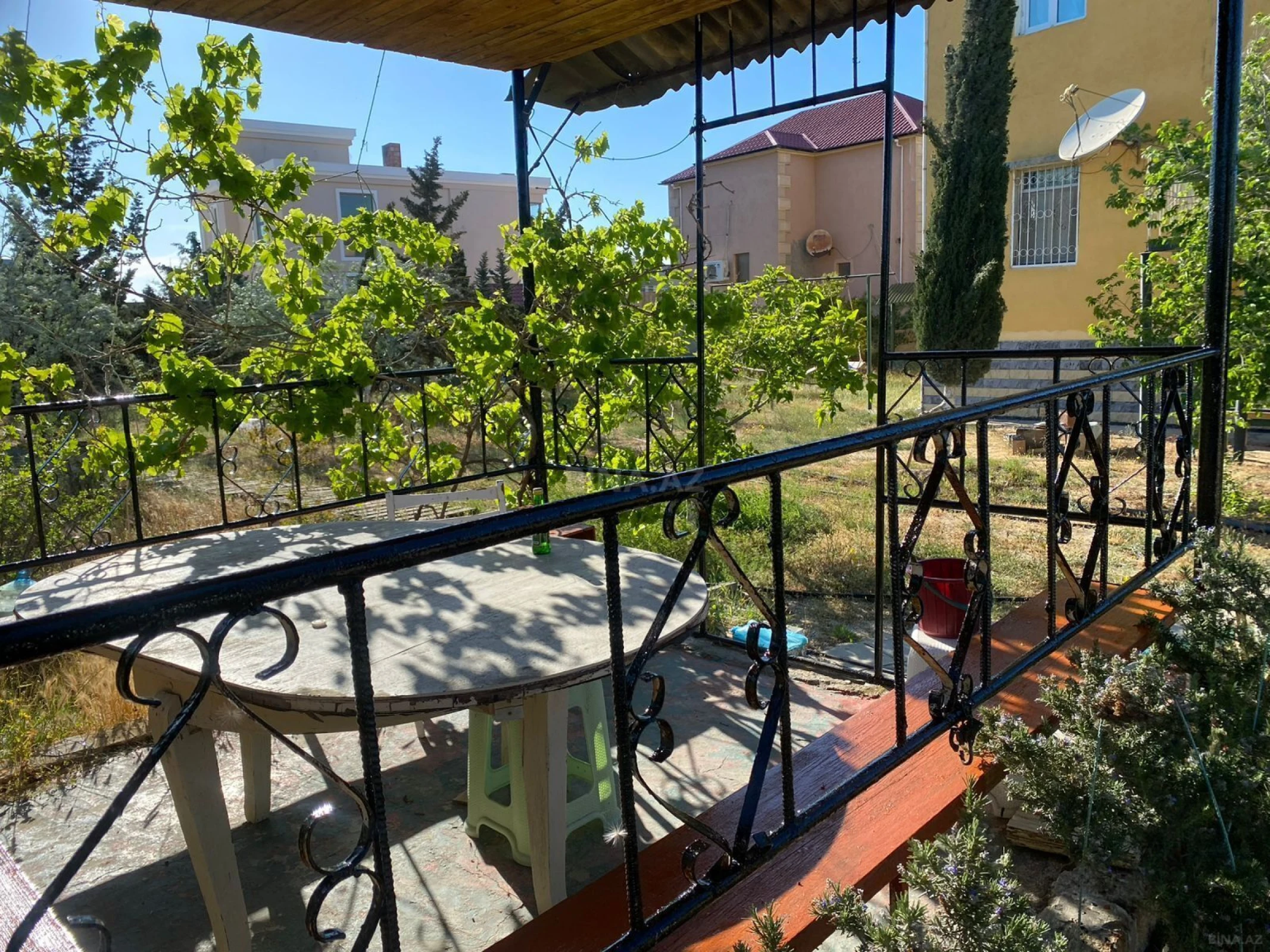 Satılır 6 otaqlı həyət evi 270 m²