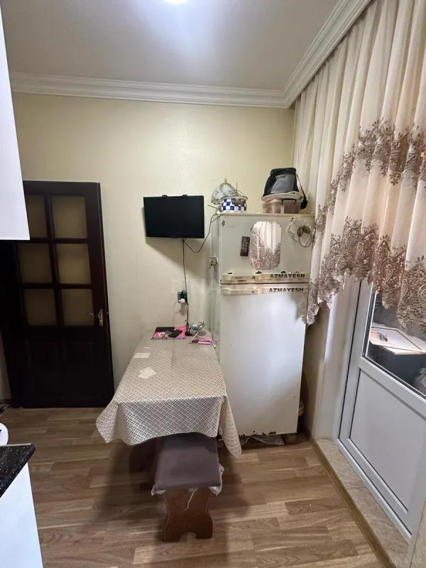 Satılır 2 otaqlı mənzil 60 m²