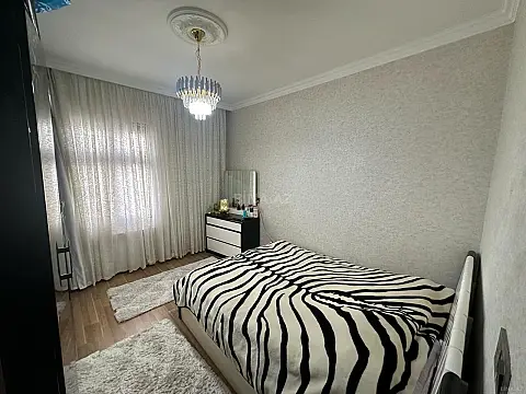 Satılır 2 otaqlı mənzil 60 m²