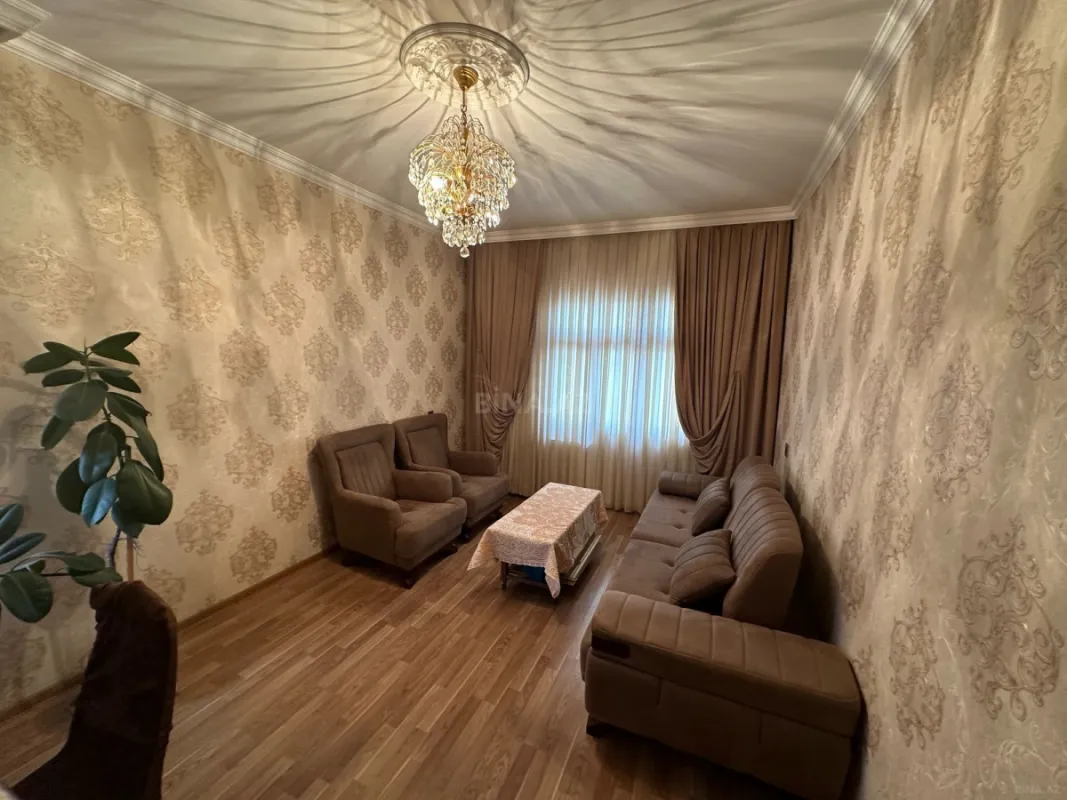 Satılır 2 otaqlı mənzil 60 m²