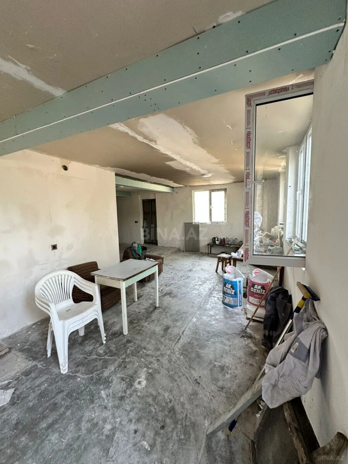 Satılır 5 otaqlı həyət evi 130 m²