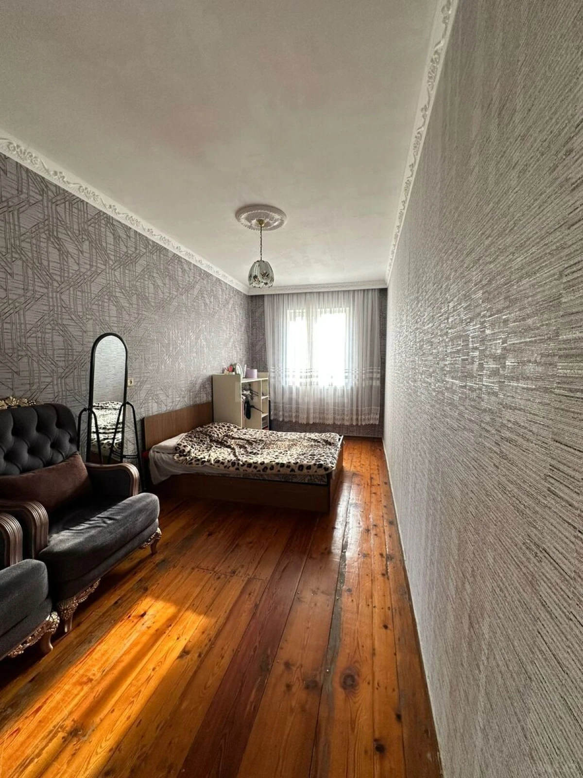 Satılır 5 otaqlı həyət evi 130 m²