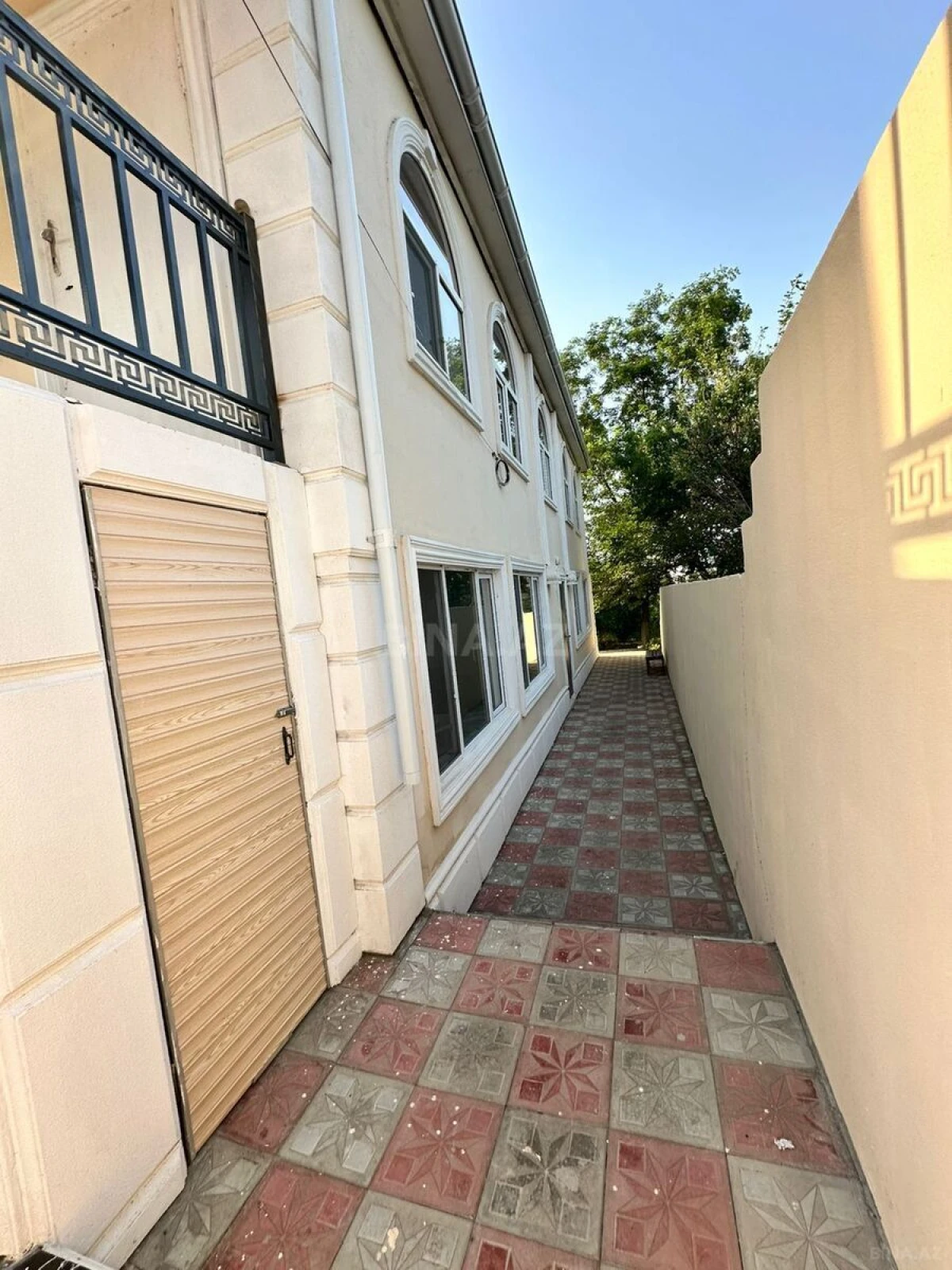 Satılır 5 otaqlı həyət evi 130 m²
