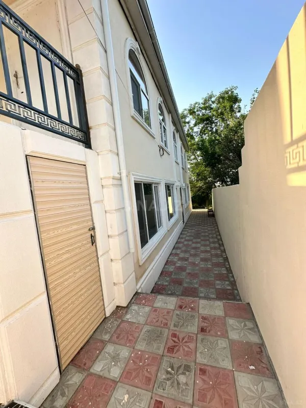 Satılır 5 otaqlı həyət evi 130 m²