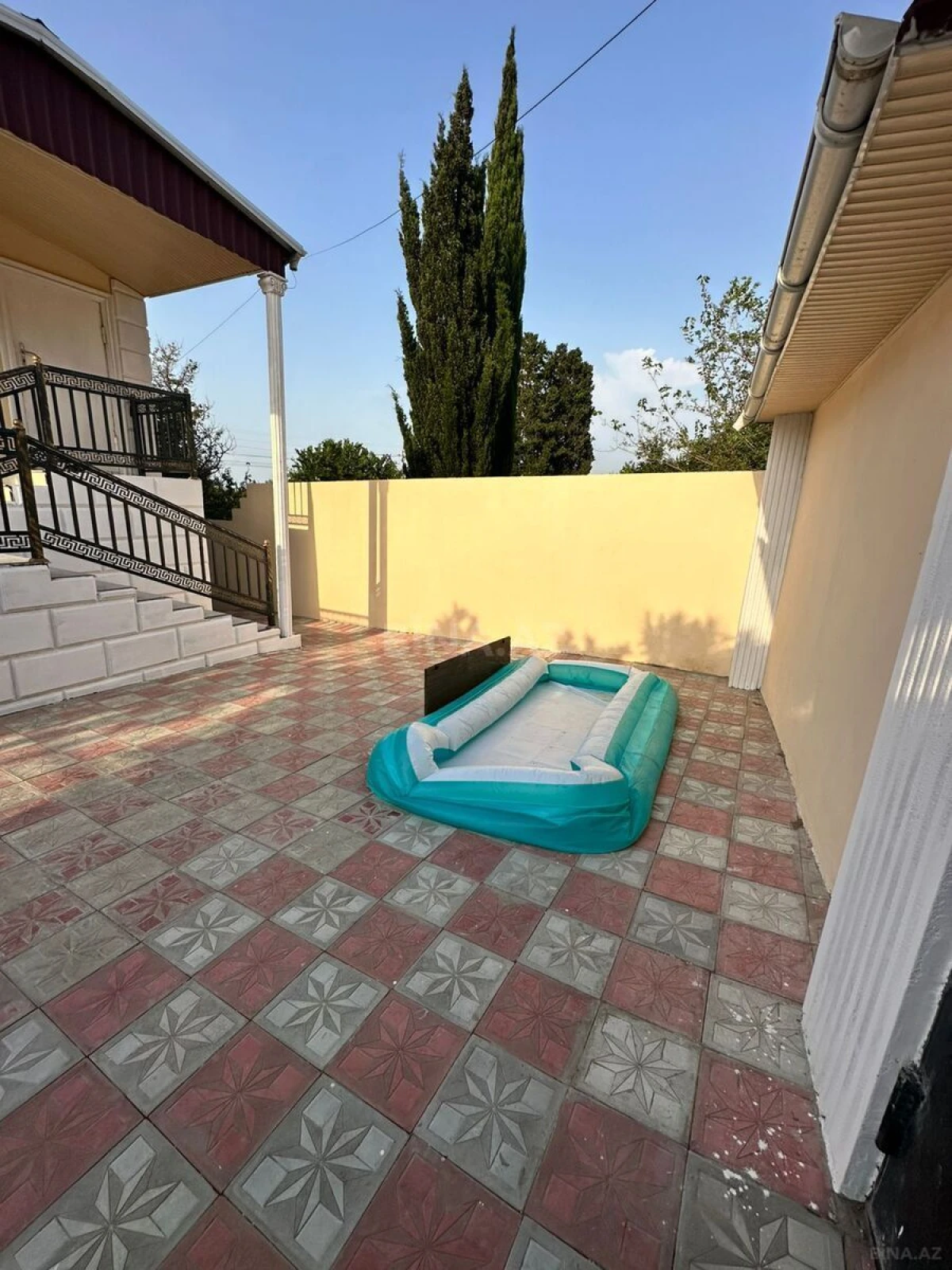 Satılır 5 otaqlı həyət evi 130 m²