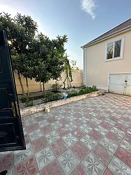 Satılır 5 otaqlı həyət evi 130 m²