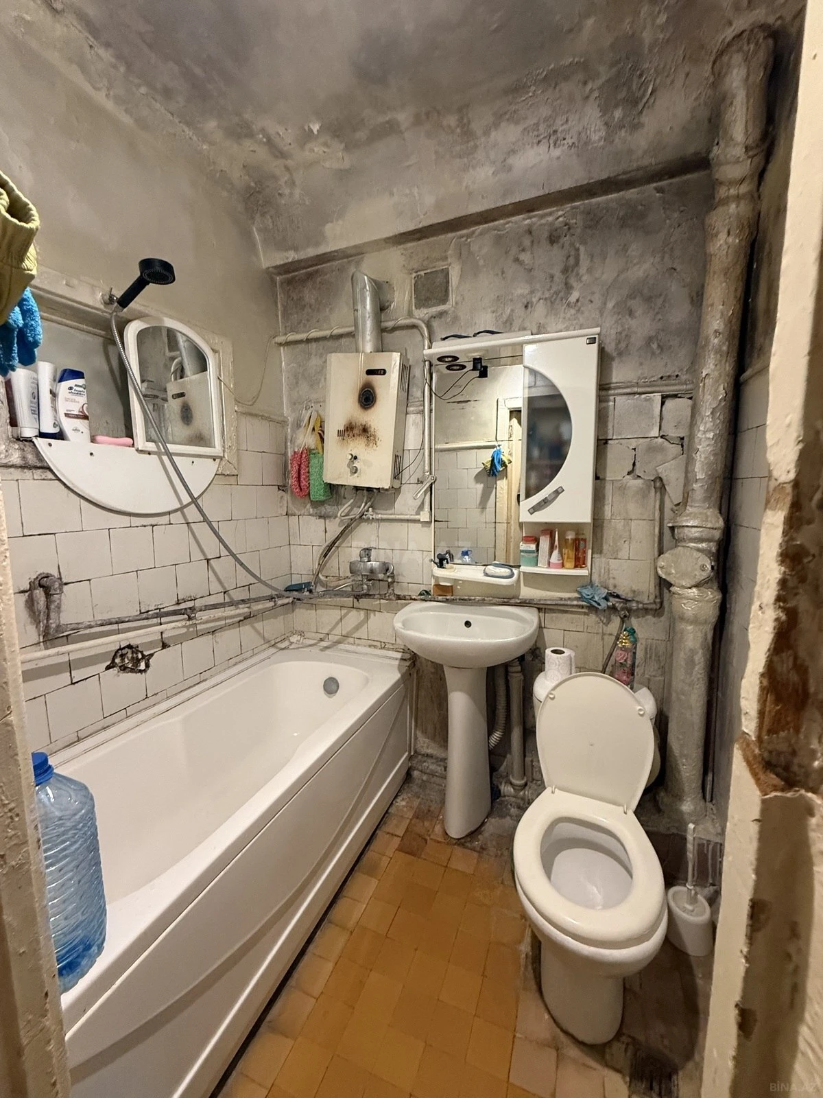 Satılır 2 otaqlı mənzil 55 m²
