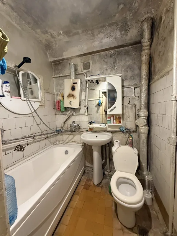 Satılır 2 otaqlı mənzil 55 m²