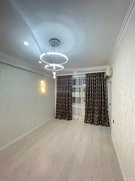 Satılır 2 otaqlı mənzil 52 m²