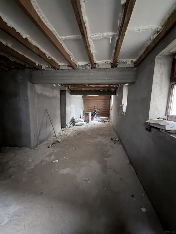 Satılır 5 otaqlı həyət evi 269 m²