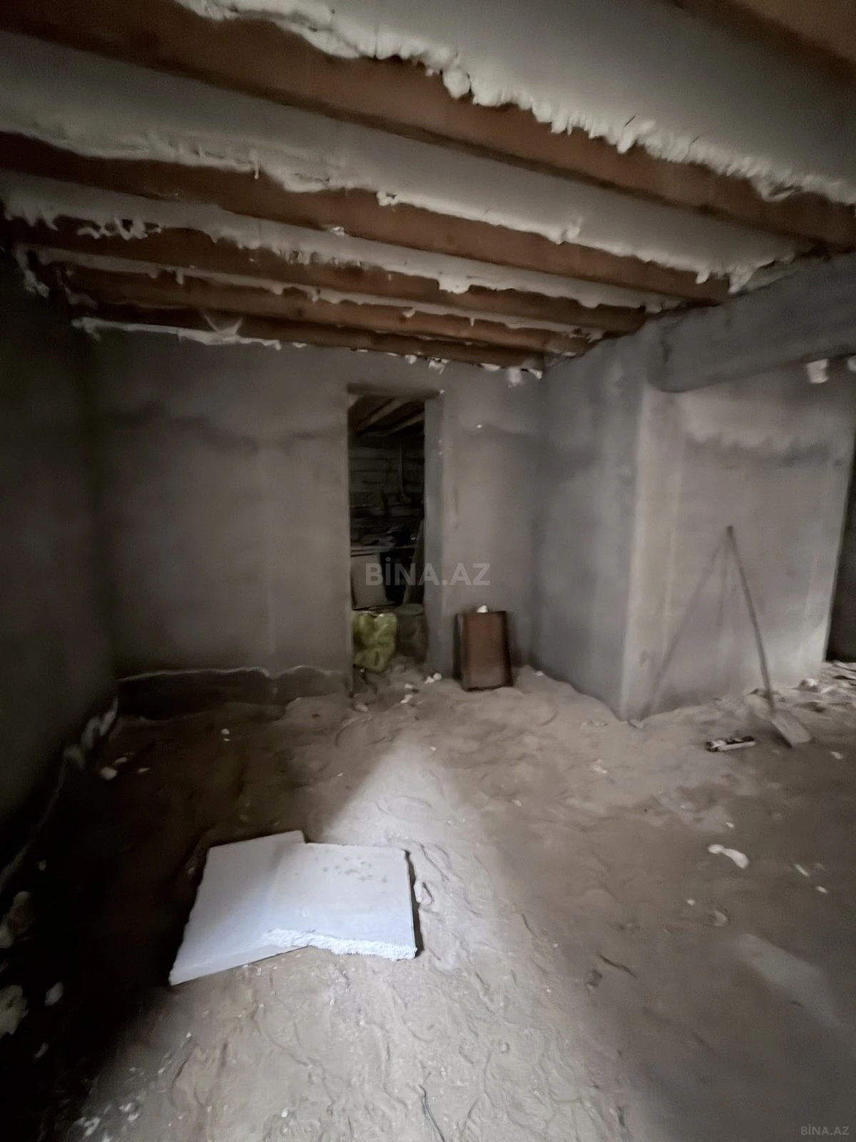 Satılır 5 otaqlı həyət evi 269 m²