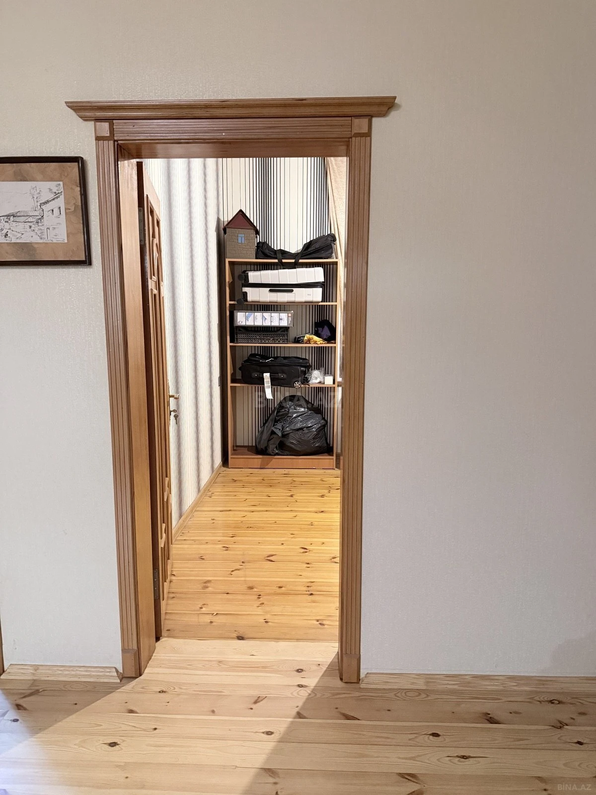 Satılır 5 otaqlı həyət evi 269 m²