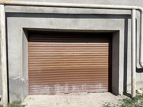 Satılır 5 otaqlı həyət evi 269 m²