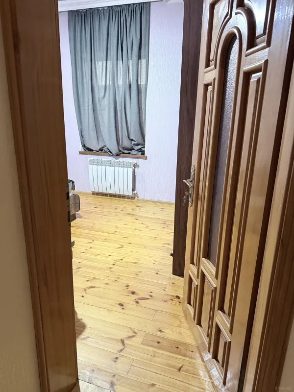 Satılır 5 otaqlı həyət evi 269 m²