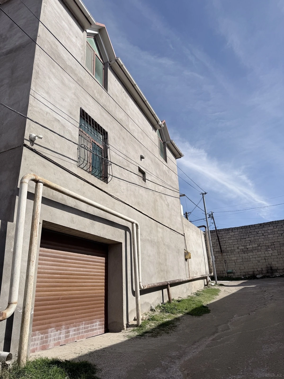 Satılır 5 otaqlı həyət evi 269 m²