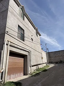 Satılır 5 otaqlı həyət evi 269 m²