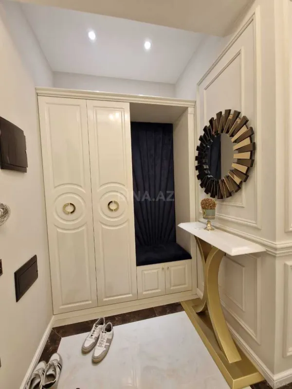 Kirayə verilir 2 otaqlı mənzil 70 m²