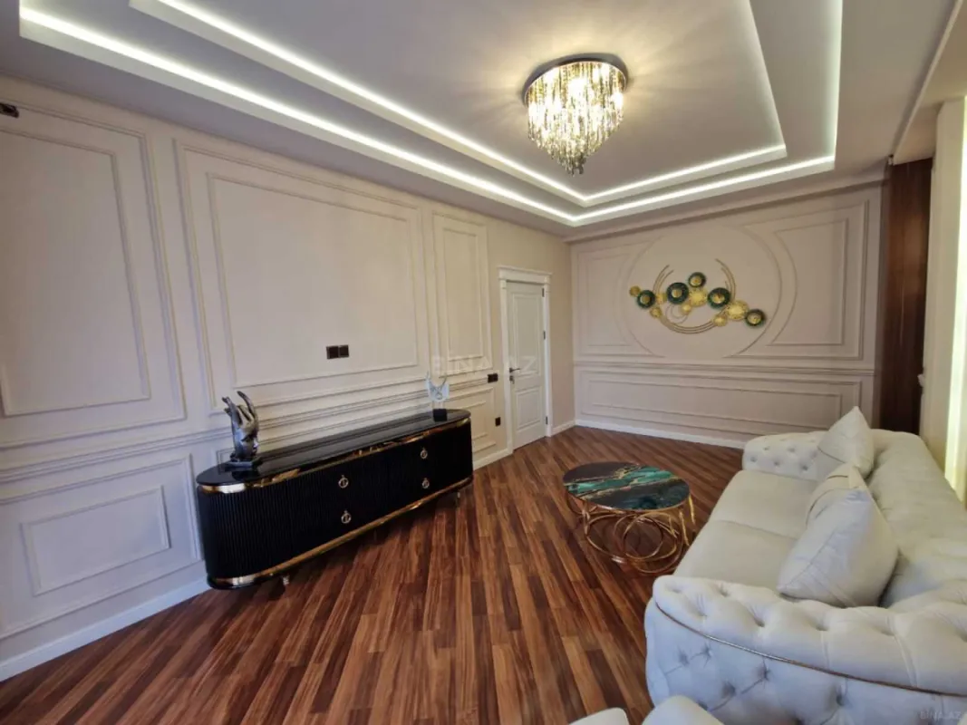 Kirayə verilir 2 otaqlı mənzil 70 m²