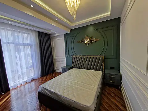 Kirayə verilir 2 otaqlı mənzil 70 m²