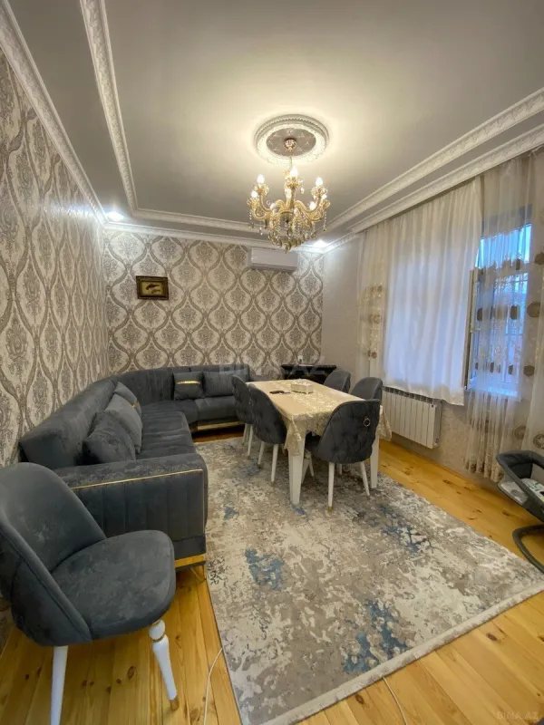 Satılır 4 otaqlı həyət evi 135 m²