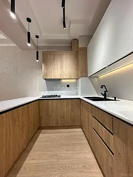 Satılır 2 otaqlı mənzil 58 m²