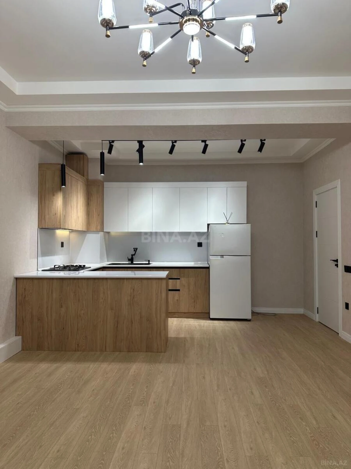 Satılır 2 otaqlı mənzil 58 m²